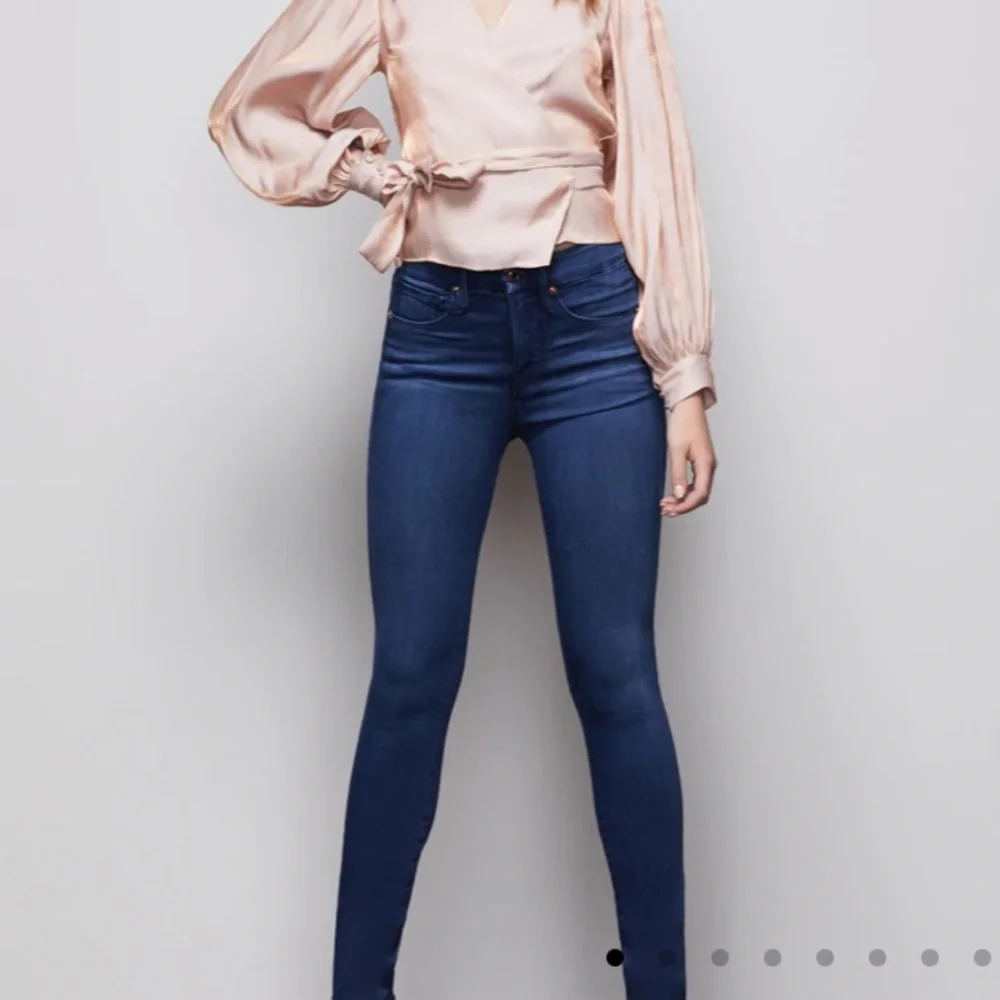 NWT Good American Good Legs High Rise Skinny Jeans Blue370 26 2 - Picture 3 of 4